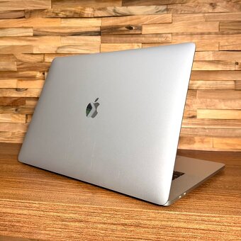 MacBook Pro 15, Silver,i7,2016, 16GB RAM,1TB NOVA BATERIE - 2