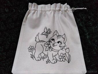 VYŠÍVANÉ PYTLÍČKY - KOČKA - KOTĚ 5 kusů - 2