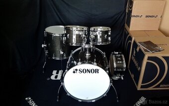 Prodám nové bicí Sonor AQ2- lak, transparent black - 2