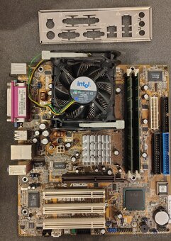 Základní desky socket A (462) a socket 478 , procesory, RAM - 2