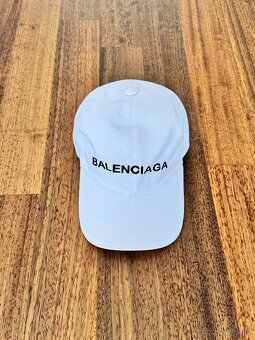 Balenciaga kšiltovka - 2