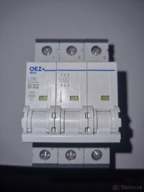 OEZ Jistič 3-fázový 32A - 2