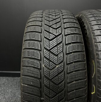2ks pneu Pirelli 235/55/19 - 2