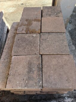 Prodám betonové dlaždice 30x30 - 2