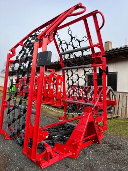 luční brány hydraulicky skládané - 2