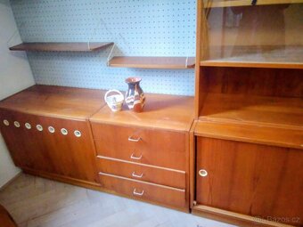 Retro nabytek Brusel - 2