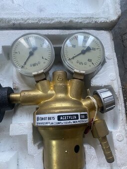 Redukční ventil na Acetylen - 2