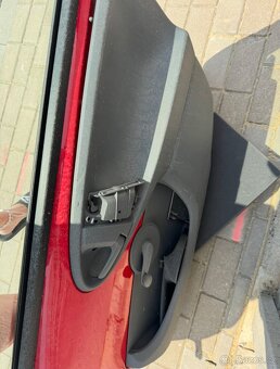 Citroën C1 - pravé přední dveře - 2