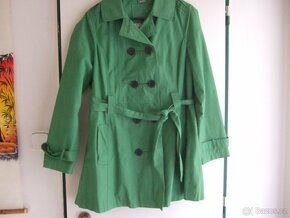 Kabátek zelený. - 2
