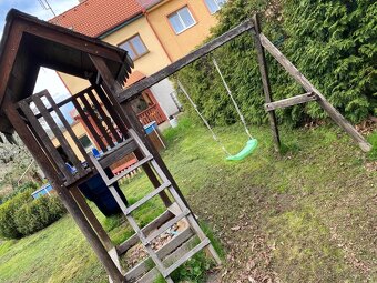 Dětský zahradní domek. - 2
