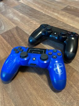 Playstation 4 - 2