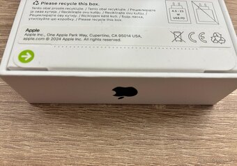 IPhone 16 Pro 256 gb Černý - 2