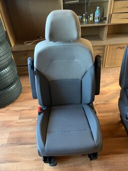 NOVÉ sedadla VW Multivan T7 v Top Stavu - 2