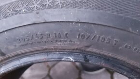 Zimní pneu Barum 205/65 r16 C vzorek cca 5.5mm - 2