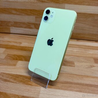 iPhone 11 64GB, žlutý (12 měsíců záruka) - 2
