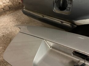 BMW E38 víko kufru titansilber - 2