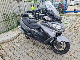 Suzuki Burgman 650 - 2