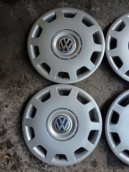 Originál Poklice Volkswagen Passat r 15 - 2