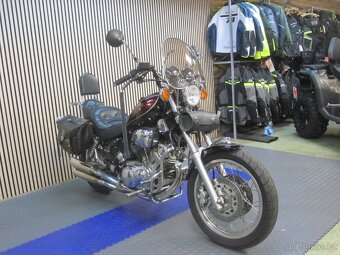 YAMAHA XV 1100 Virago - 2