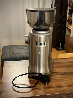 Programovatelný mlýnek na kávu Sage BCG820 - 2