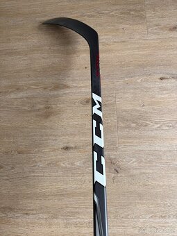 NOVÁ Hokejka CCM Jetspeed 350, pravá P29, INT. Flex 65 - 2