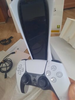 Playstation 5 s mechanikou - 2