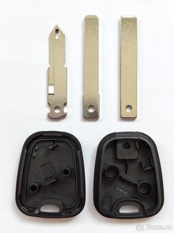 Klíč Peugeot Citroen NE73 VA2 HU83.  Klíč = 150kč.  Klíč + t - 2