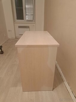 Kancelářský stůl - 2