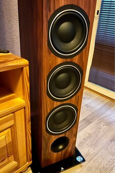 TRIANGLE ESPRIT AUSTRALE  EZ v provedení TEAK - nové - 2