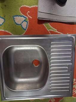 Nerezové umyvadlo - 2