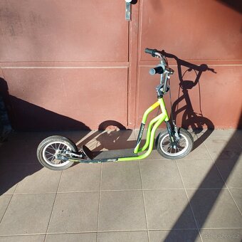 Kolo 24 a koloběžka - 2