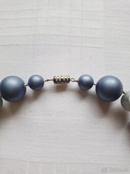 Vintage/retro modrošedé korále - 2