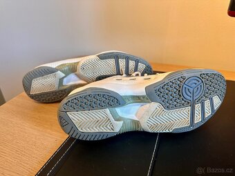 Adidas - velikost 42 - 2