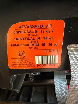 Britax Römer Advansafix IV r - 2