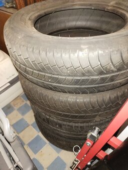 Gumy Michelin 185/65/15 Energy - 2