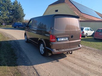Volkswagen Transporter - 2