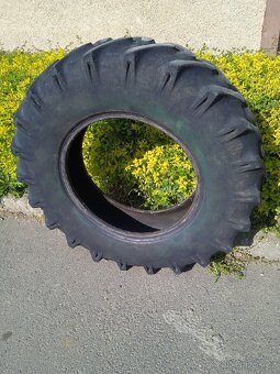 Zetor 25 pneu 11,25-24 - 2