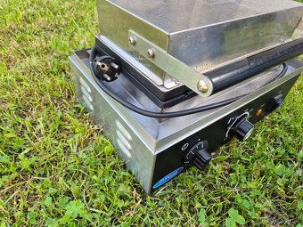 Profesionální vaflovač na 6ks - 1500W - 2