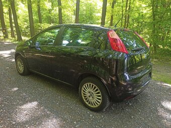 Zachovalé Grande Punto 1,4 bez investic, pouze 134 000 Km - 2