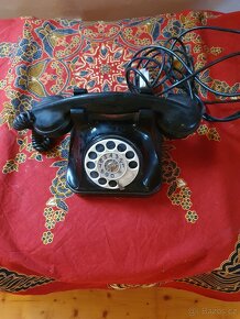Retro telefon - 2