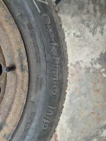 Sada zimní pneu+disky 15r, rozteč 5x112 (VW Passat, atd..) - 2