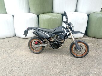 Yuki 125 sm - 2