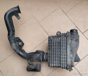 Alfa romeo 147 filtrbox - 2