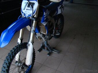 Yamaha 450 YZF - 2