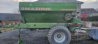 Rozmetadlo vápna Amazone ZGB 7001 - 2
