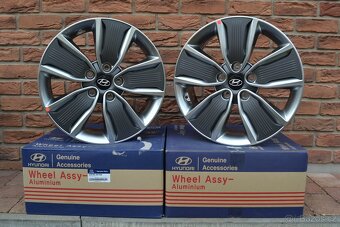 5x114,3 R17 Hliníkové disky Originál HYUNDAI - 2