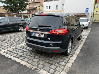 Ford S max 7 místné 180tis km. 2,0 120 KW - 2