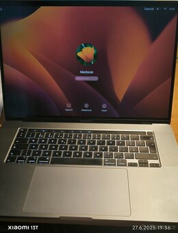 MacBook Pro 16" Retina 2019 i7 / 16GB / 512GB - 2