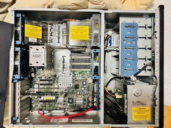 HP ProLiant ML350 G6 – 2× Xeon, 24 GB RAM, 2× PSU – plně fun - 2
