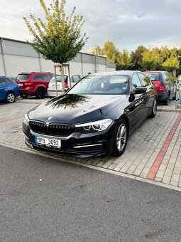 BMW G30 2018 automat dissel top stav čtete - 2